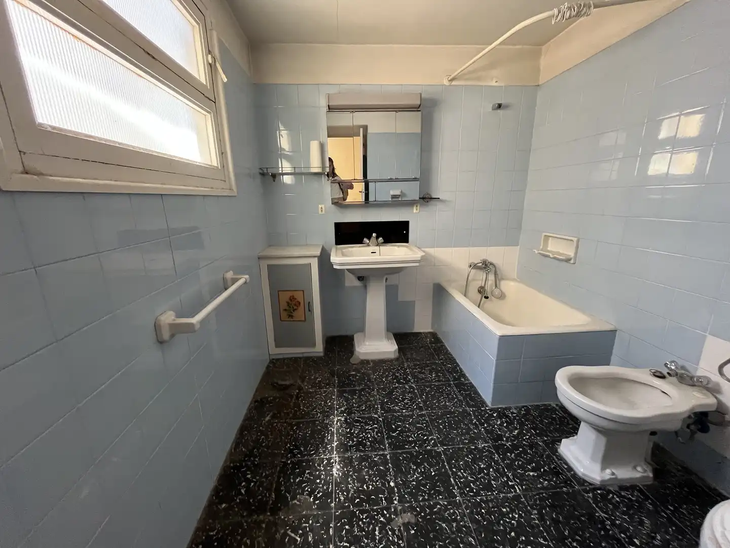 Baño de Finca rústica en venta en Esparreguera con Terraza, Trastero y Balcón