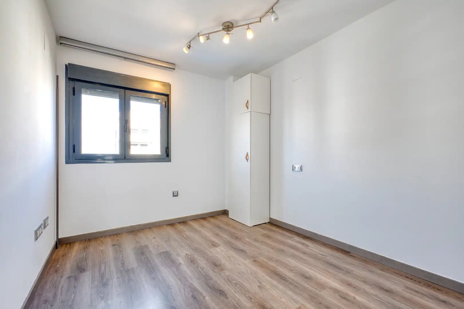 Wohnung zur Miete in Calle Músico Vicente Spiteri, PAU 5