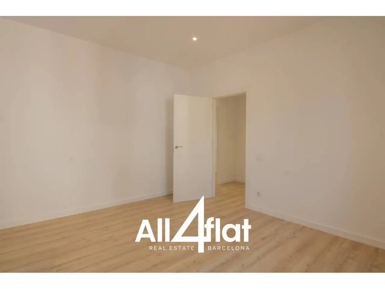 Schlafzimmer von Maisonette zur Miete in Mataró mit Klimaanlage und Parkett