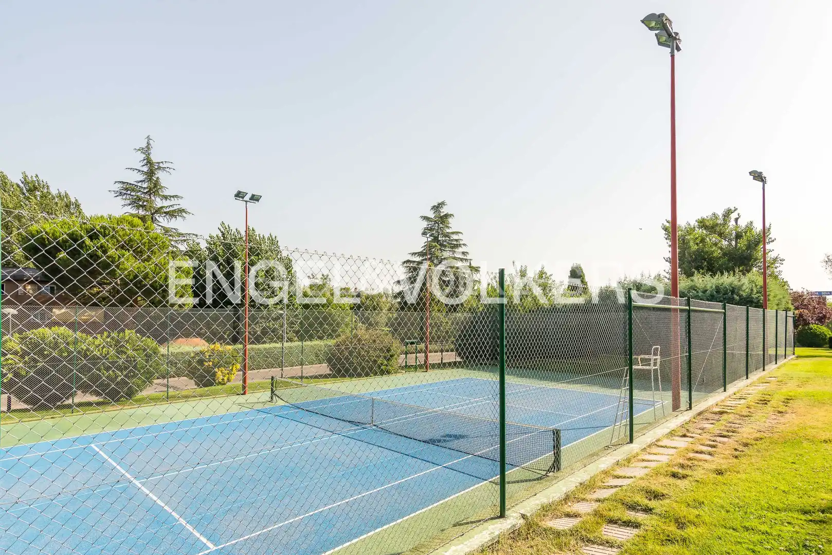 Terrassa de Dúplex en venda en Majadahonda amb Aire condicionat, Calefacció i Jardí privat