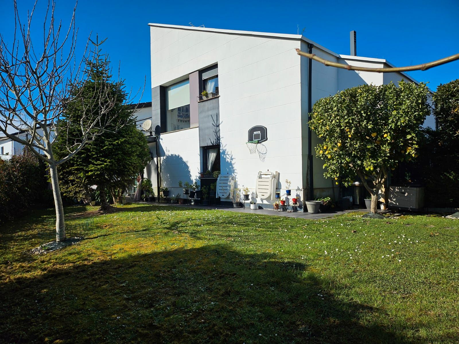Jardí de Casa o xalet en venda en Bárcena de Cicero amb Calefacció, Jardí privat i Terrassa