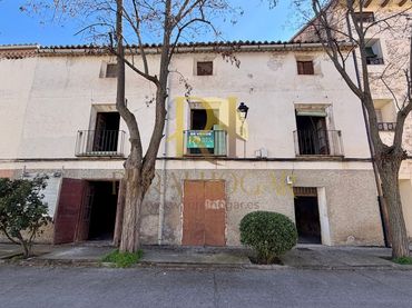 Casa con balcón en venta en Plaza de España 17