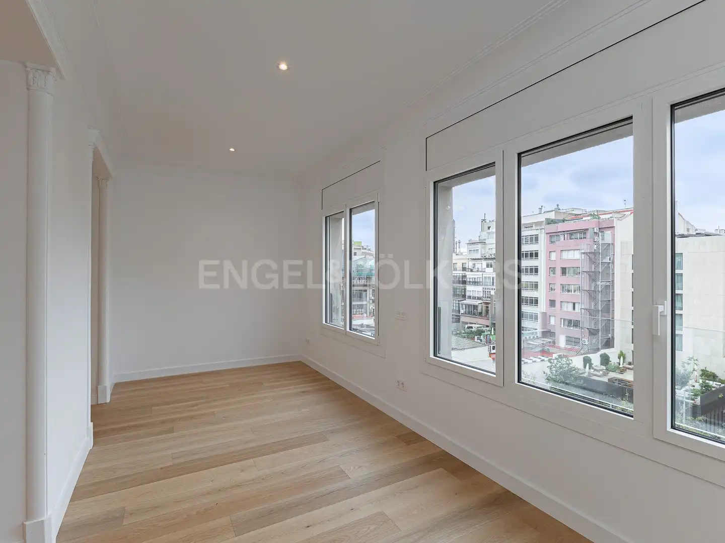 Wohnzimmer von Wohnung zur Miete in Barcelona mit Klimaanlage, Heizung und Parkett