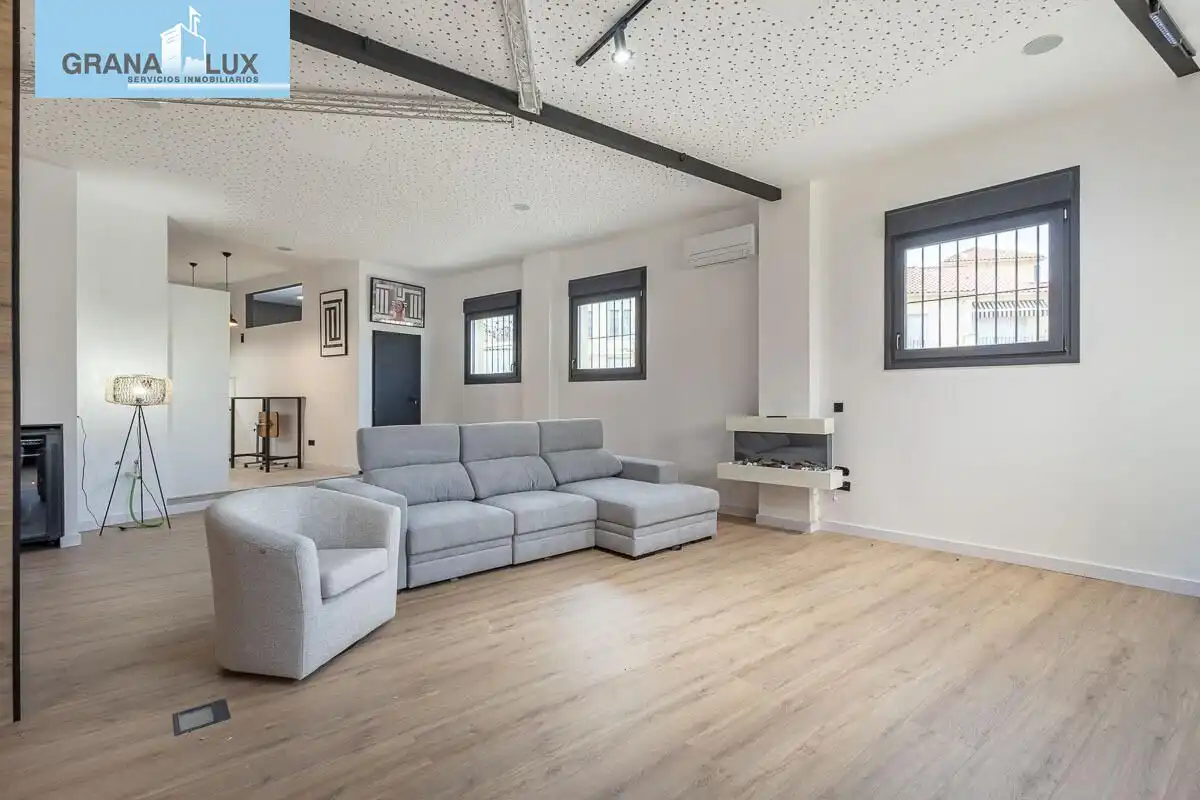 Flat for sale in Calle del Castañal, imagen 2