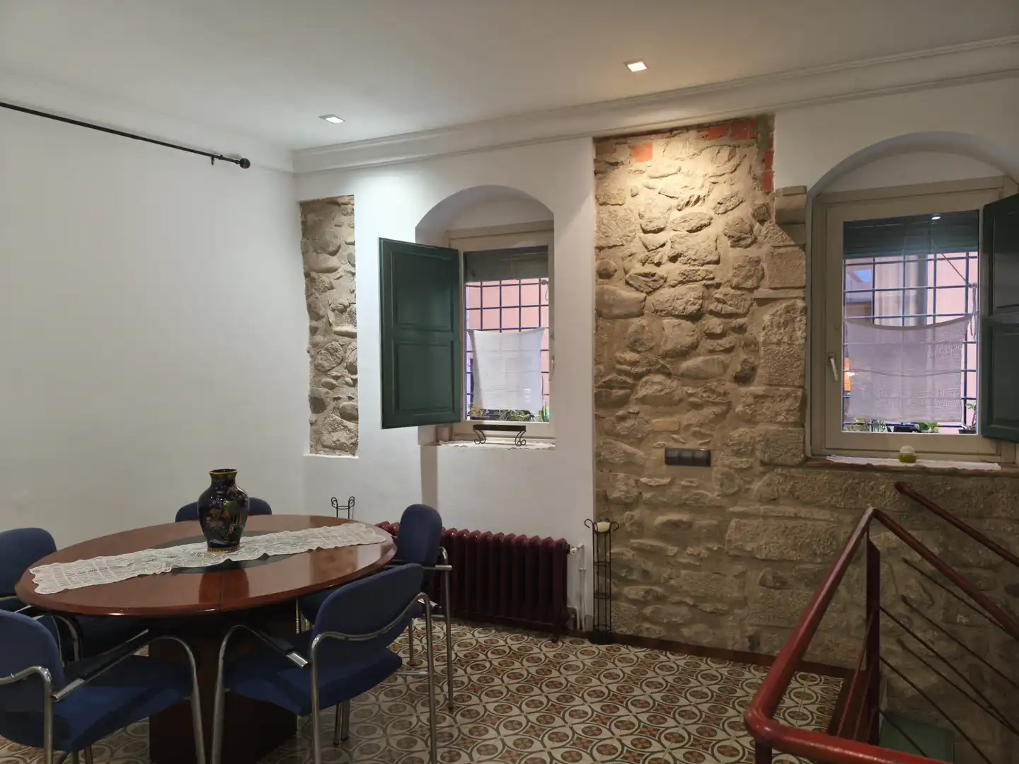 Comedor de Dúplex de alquiler en Girona con Calefacción, Amueblado y Horno