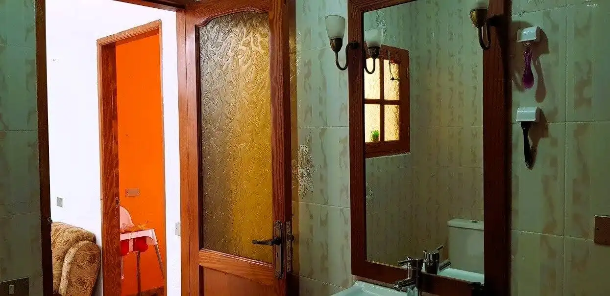 Baño de Finca rústica en venta en San Bartolomé de Tirajana con Jardín privado, Terraza y Trastero