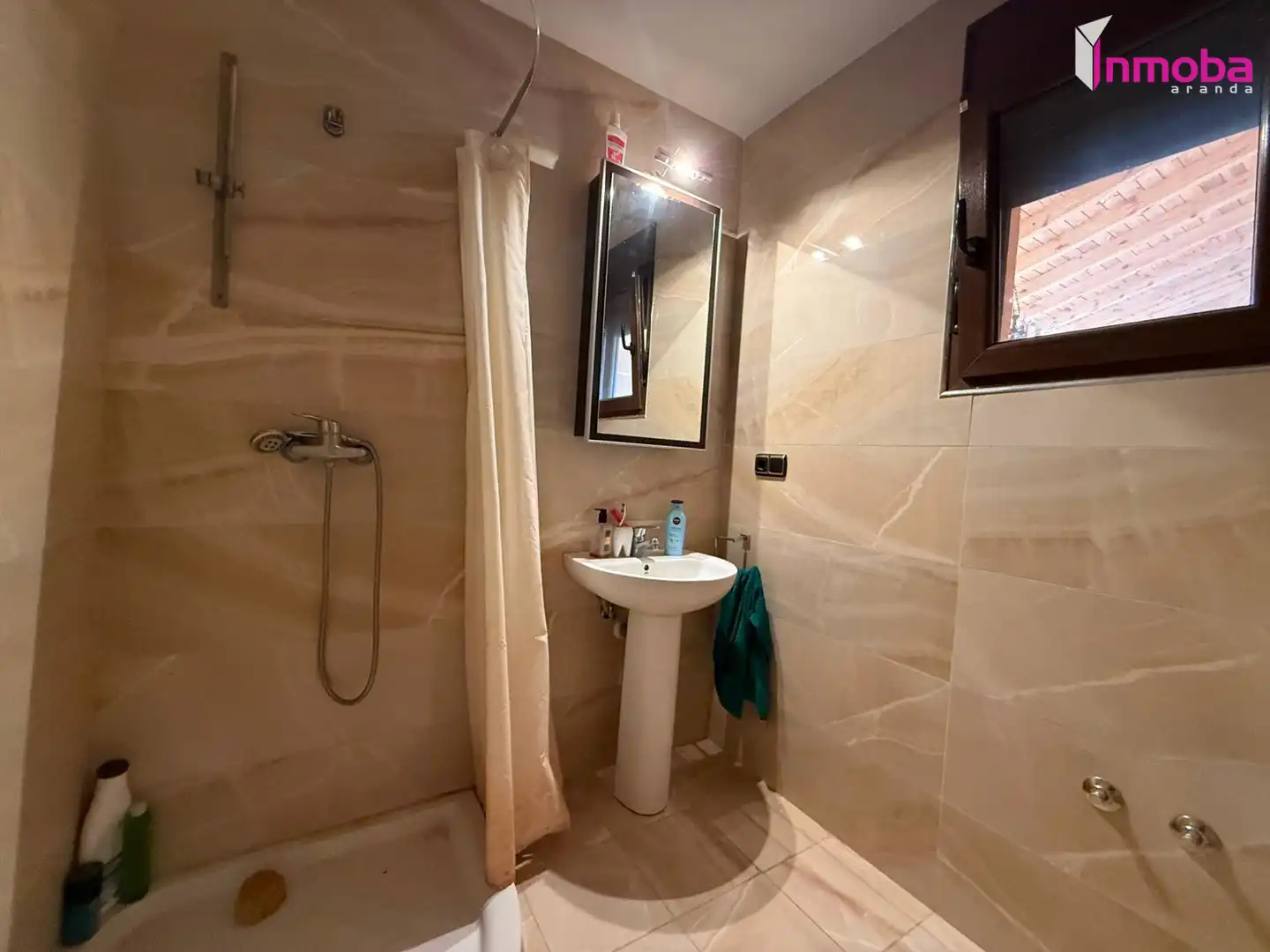 Bathroom of Houses for sale in Aranda de Duero  with Heating, Private garden and Terrace