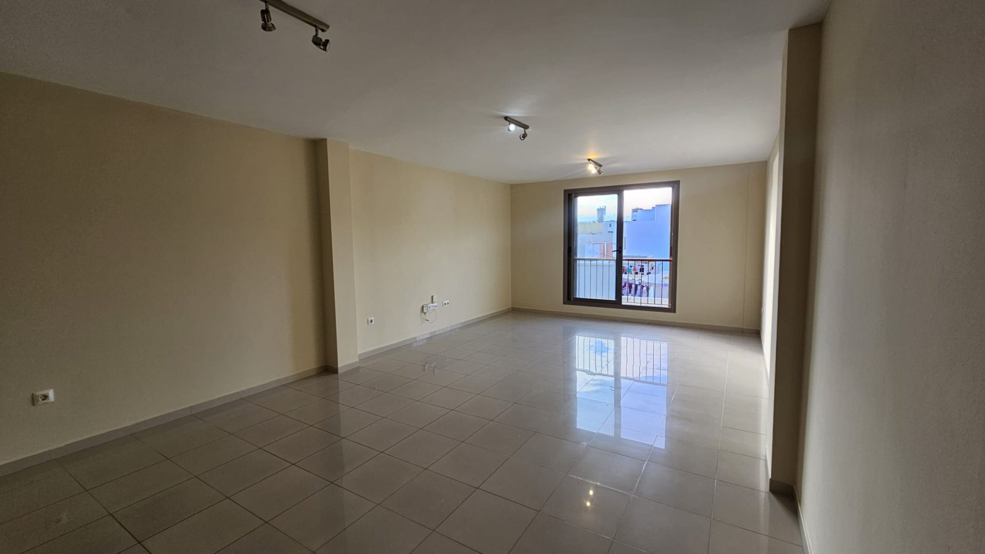Flat for sale in  Santa Cruz de Tenerife Capital  with Storage room