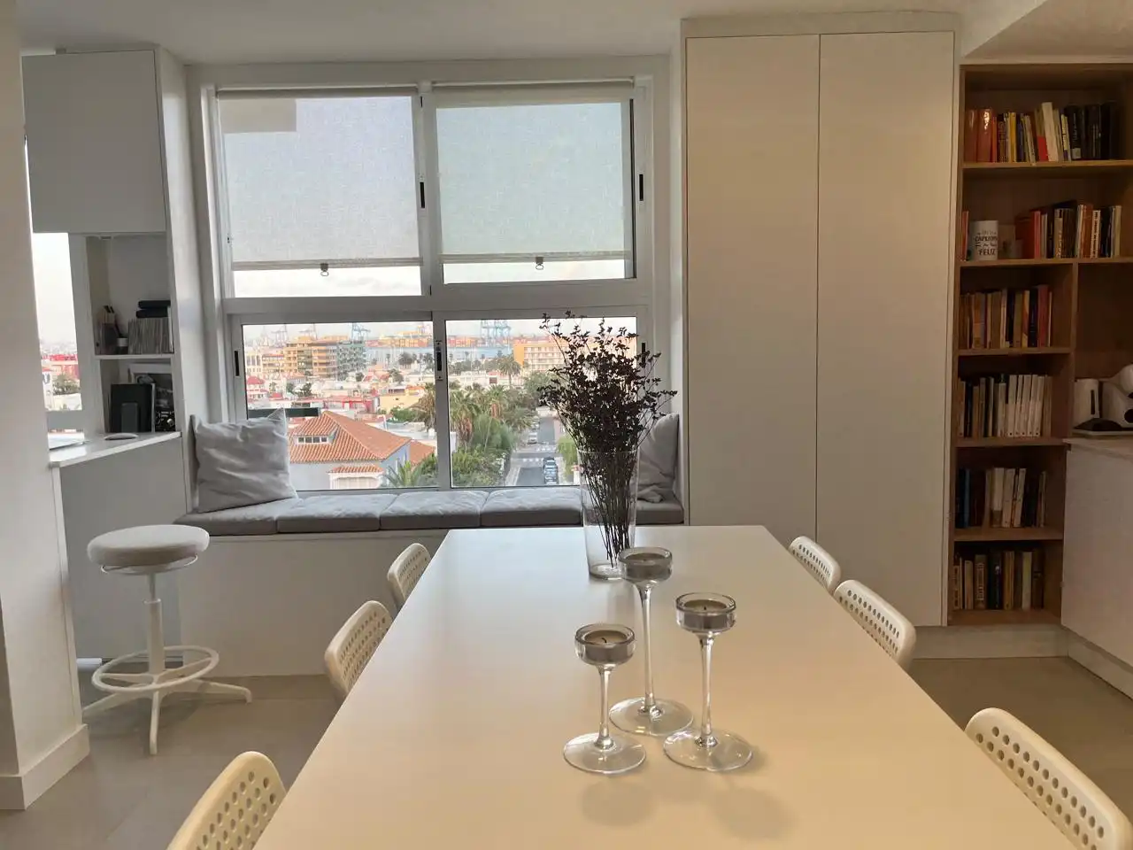 Wohnung zur Miete in Chil, 220, Ciudad Jardín