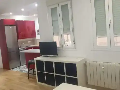 Kitchen of Flat for rent in  Madrid Capital  with Air Conditioner
