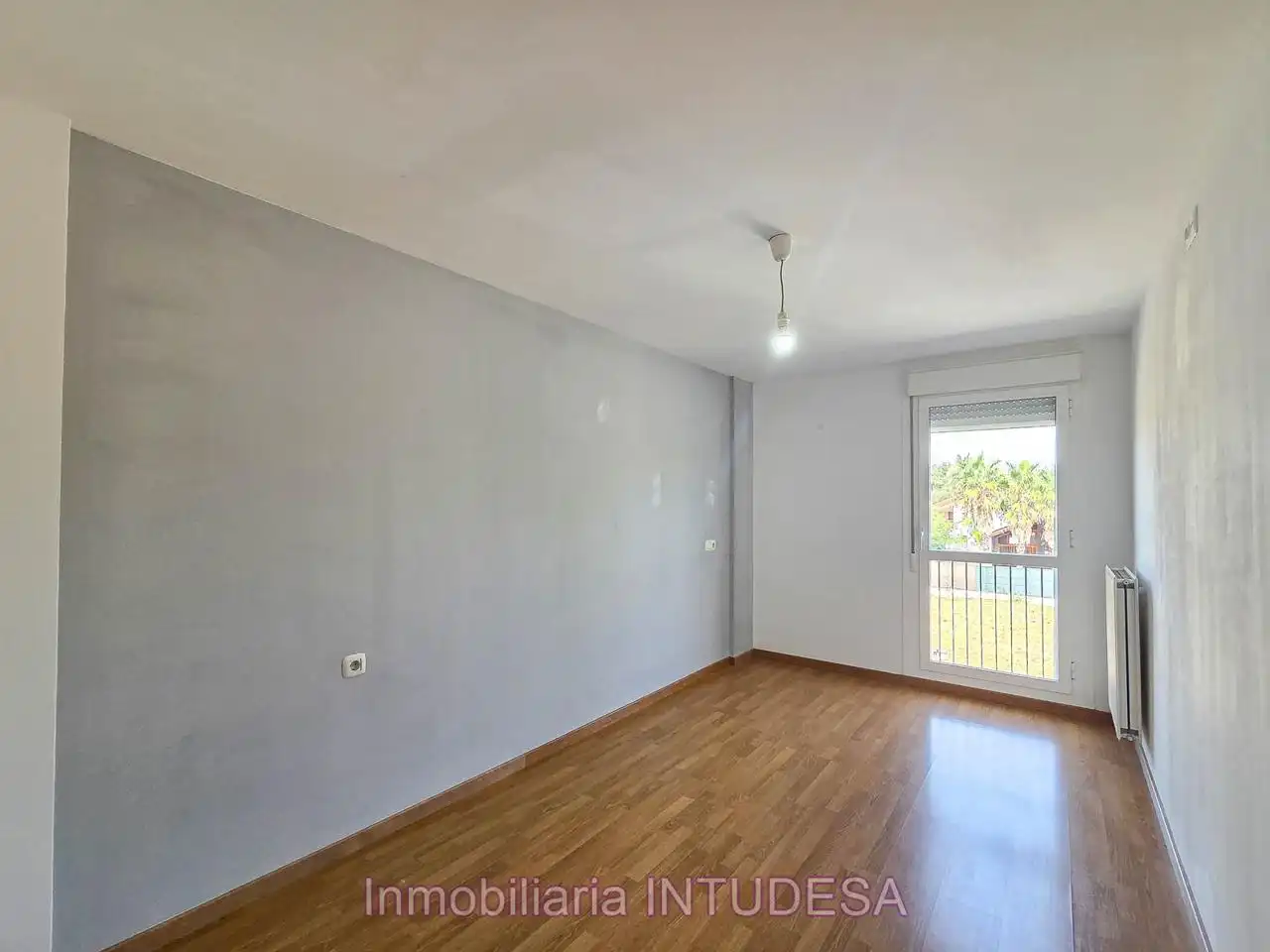 Habitación de Casa adosada en venta en Murchante con Calefacción, Jardín privado y Terraza