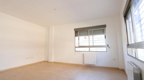 Foto 4 de Planta baja de alquiler en Núcleo Urbano, La Pobla de Vallbona