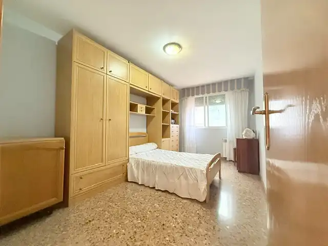 Flat with lift for sale in Oeste, imagen 5