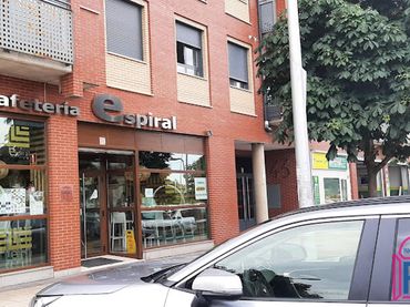Local comercial en venda a José Aguado