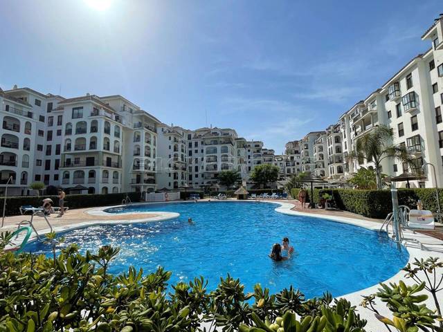 Apartamento en Alquiler en Urbanizacion Marina de la Duquesa, 1 en Puerto de la Duquesa