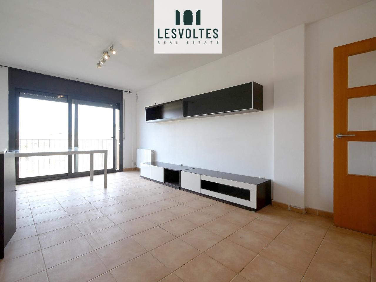 Living room of Flat for sale in Palafrugell  with Heating, Parquet flooring and Balcony