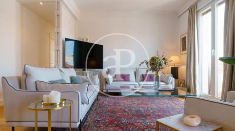 Photo 2 of Flat to rent in Almagro, Madrid