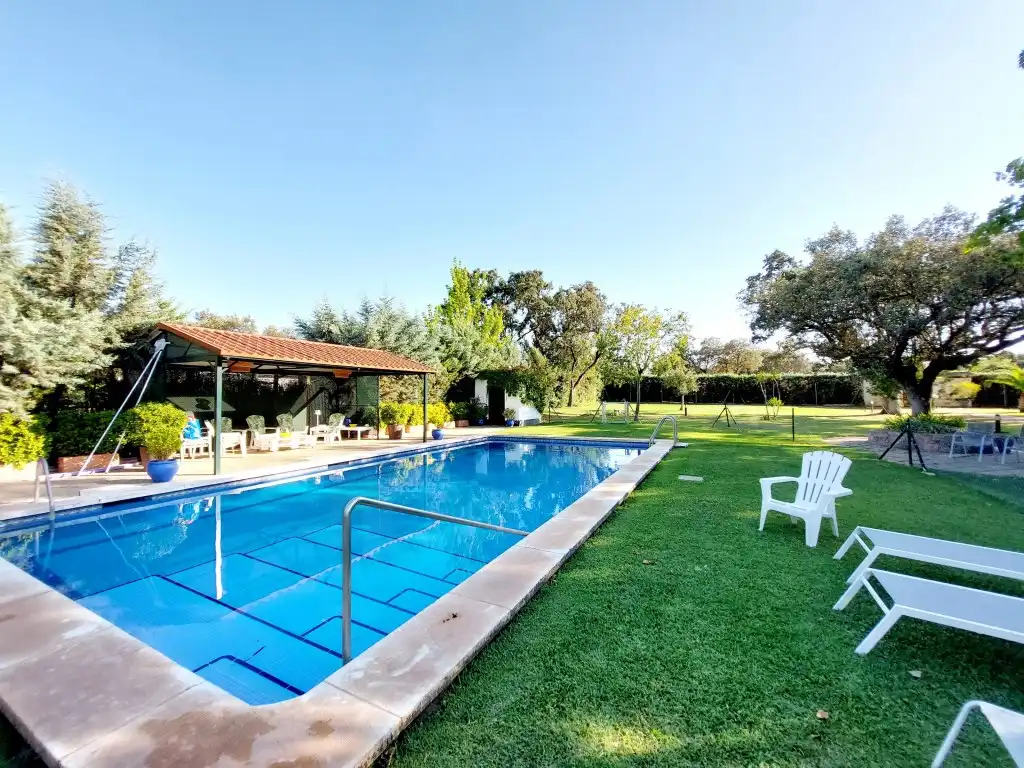 Piscina de Casa o xalet en venda en Badajoz
