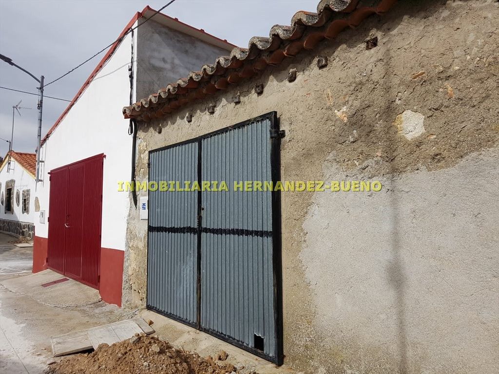 Vista exterior de Casa o xalet en venda en Fresno Alhándiga amb Calefacció i Terrassa