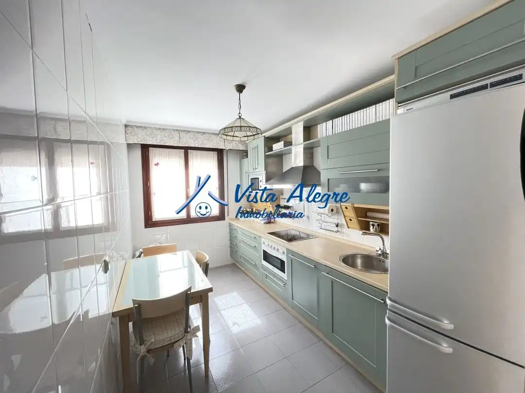 Cocina de Piso de alquiler en Haro con Calefacción, Terraza y Trastero