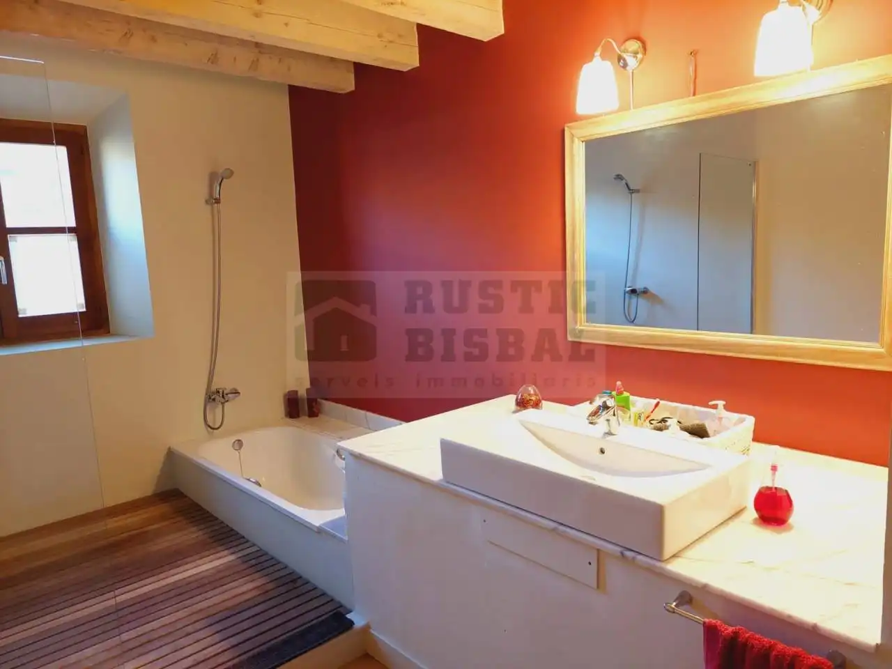 Bathroom of Country homes for rent in Fontanilles  with Air Conditioner, Heating and Private garden
