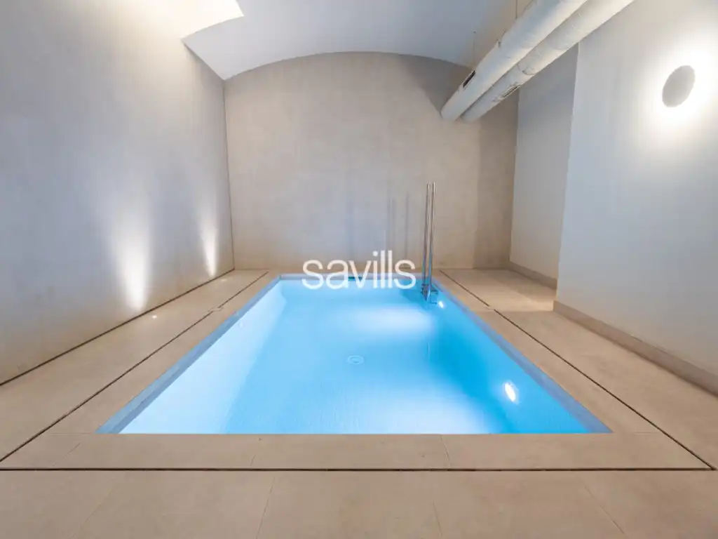 Piscina de Apartament en venda en Barcelona amb Piscina, Moblat i Balcó