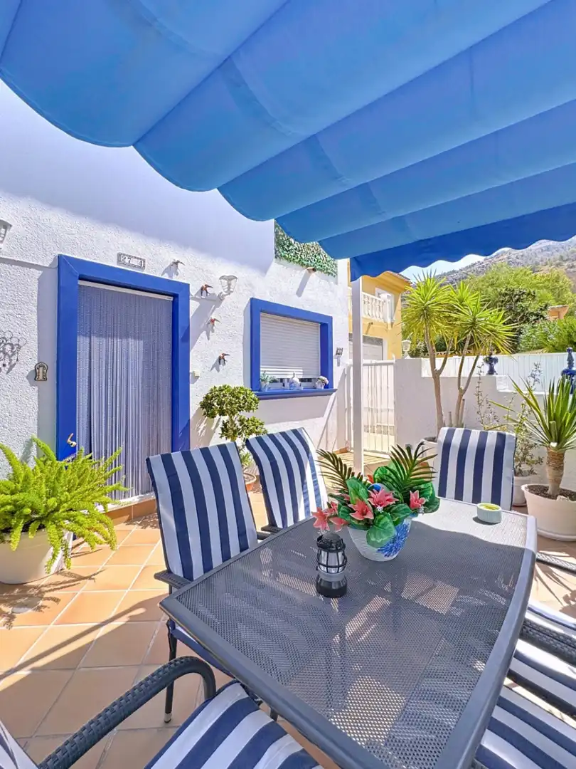 Jardí de Casa adosada en venda en L'Alfàs del Pi amb Aire condicionat, Jardí privat i Terrassa