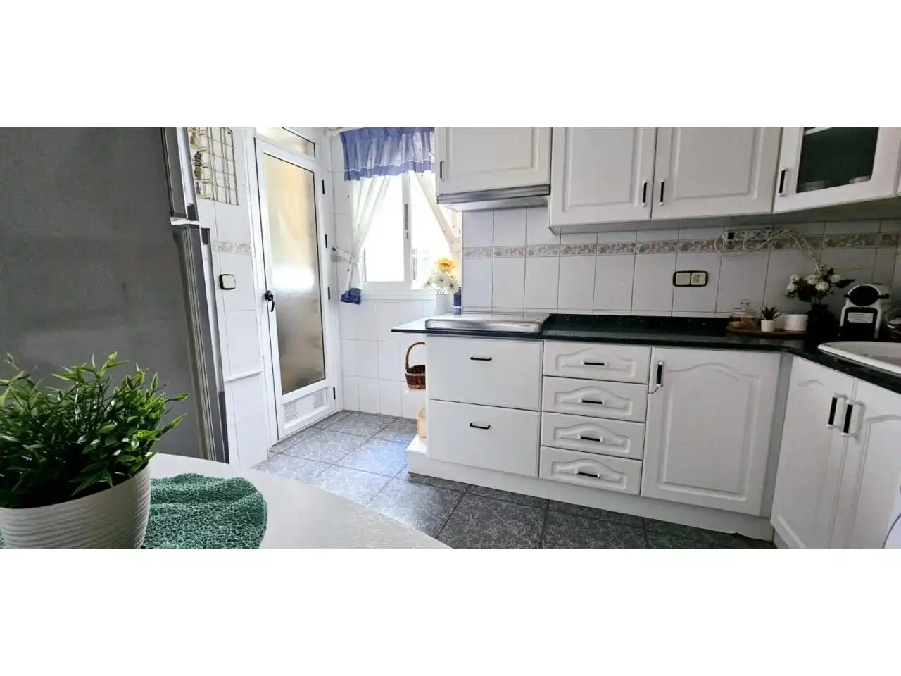Kitchen of Flat for sale in Casco Urbano