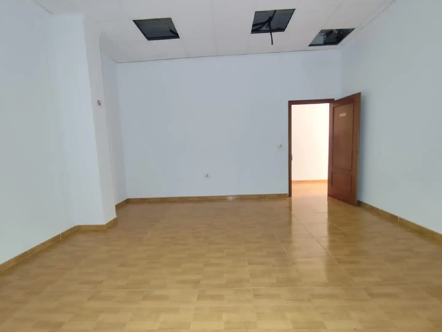 Commercial properties for sale in Bollullos Par del Condado