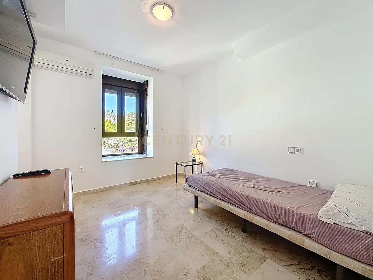Dormitori de Apartament en venda en Orihuela amb Aire condicionat, Traster i Piscina comunitària