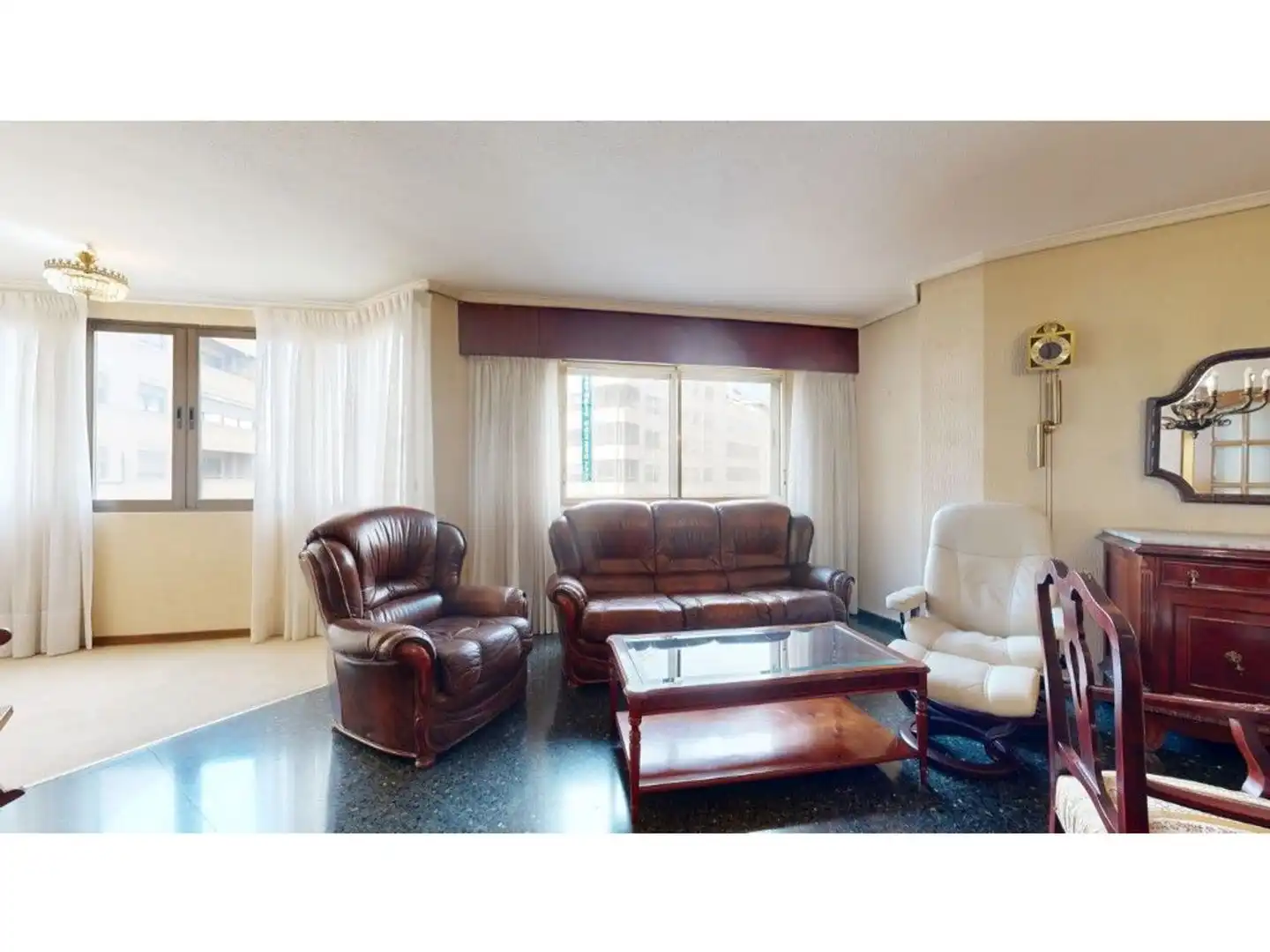 Wohnzimmer von Wohnung zum Verkauf in Valencia mit Klimaanlage und Privatgarten