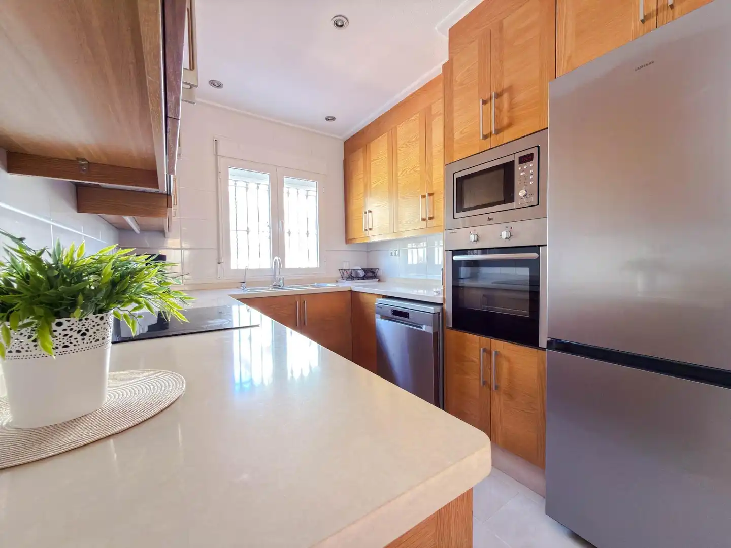 Cuina de Apartament en venda en Orihuela amb Aire condicionat, Jardí privat i Terrassa