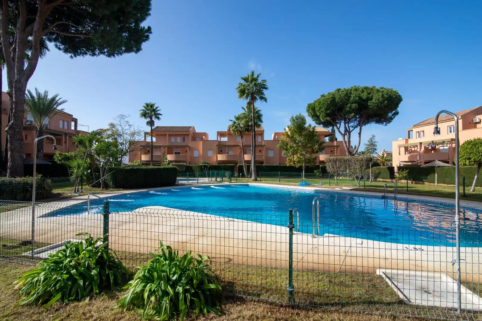 Baixos amb piscina en venda a Novo Sancti Petri, imagen 35