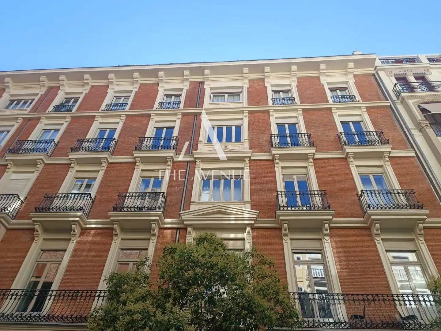 Vista exterior de Estudio en venta en Madrid con Aire acondicionado, Calefacción y Amueblado