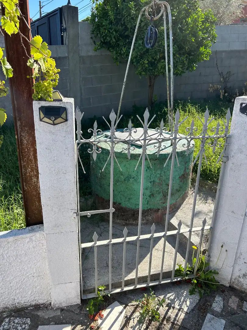 Vista exterior de Casa adosada en venta en Vigo  con Jardín privado