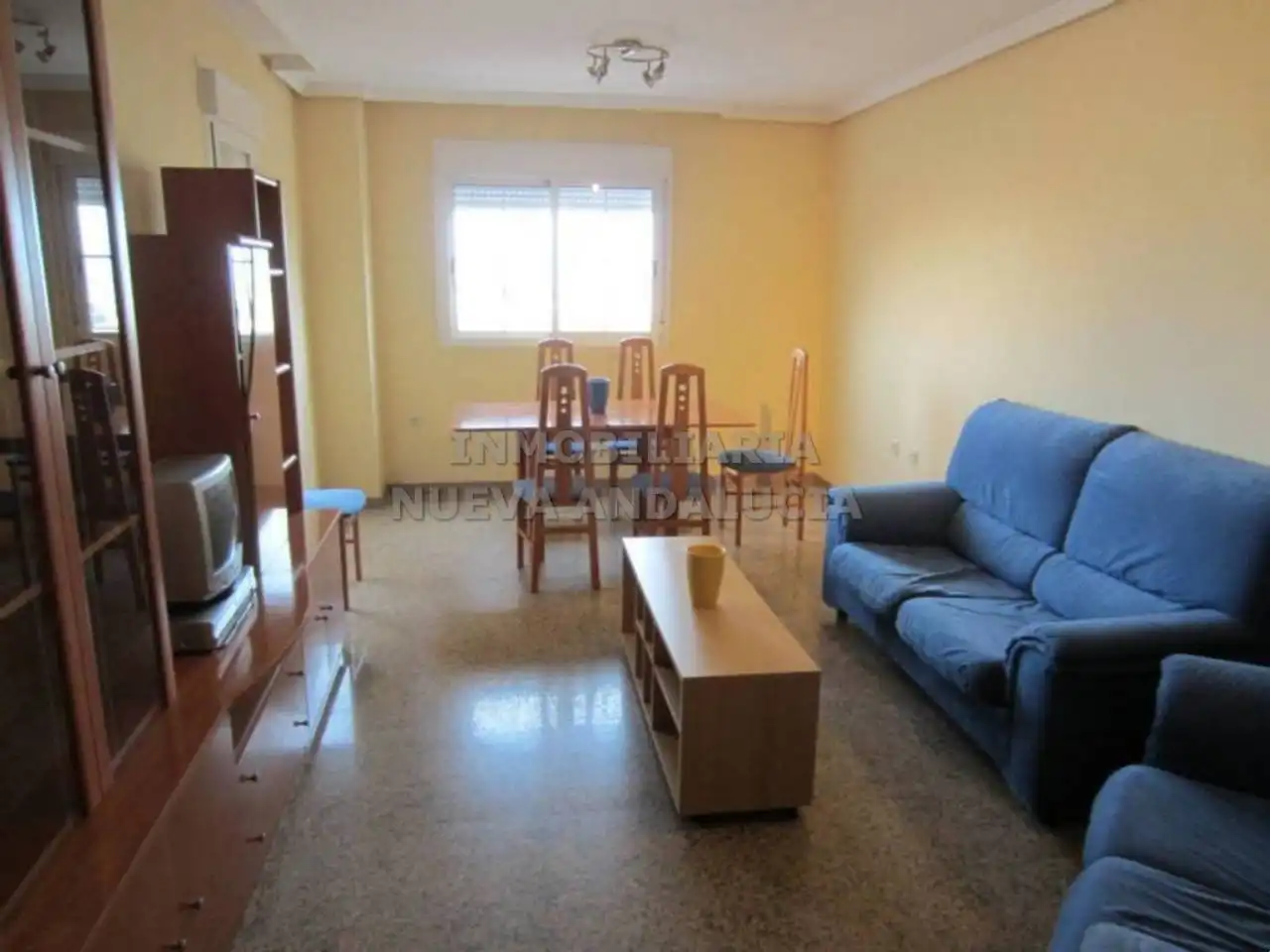 Vista exterior de Piso en venta en Almería con Aire acondicionado, Calefacción y Terraza
