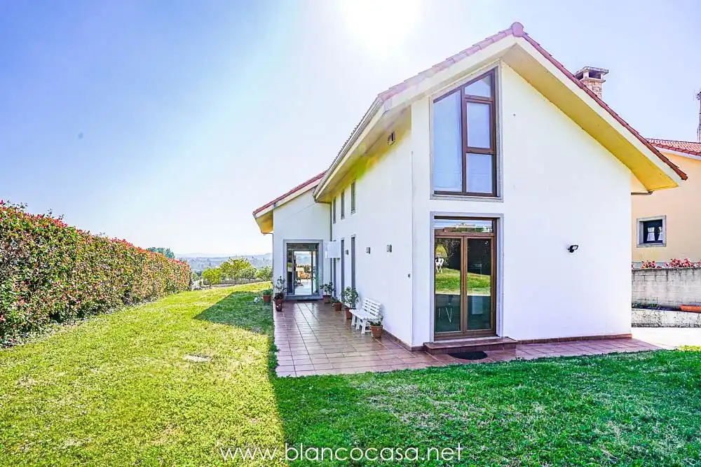 Garden of Houses for sale in Carballo  with Heating, Private garden and Storage room