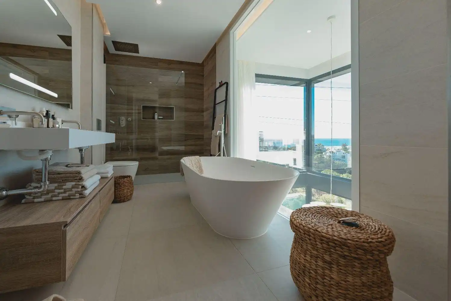 Baño de Casa adosada en venta en Marbella con Calefacción, Jardín privado y Terraza