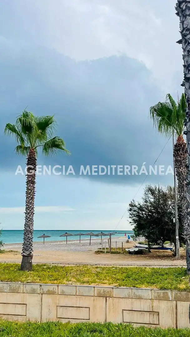 Vista exterior de Dúplex en venda en Moncófar Playa 