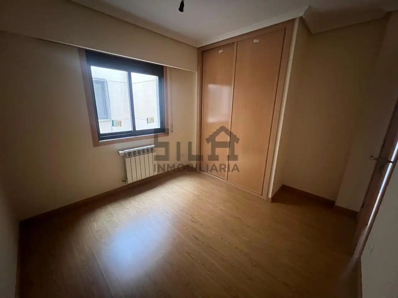 Habitación de Piso en venta en San Cibrao das Viñas con Calefacción y Trastero