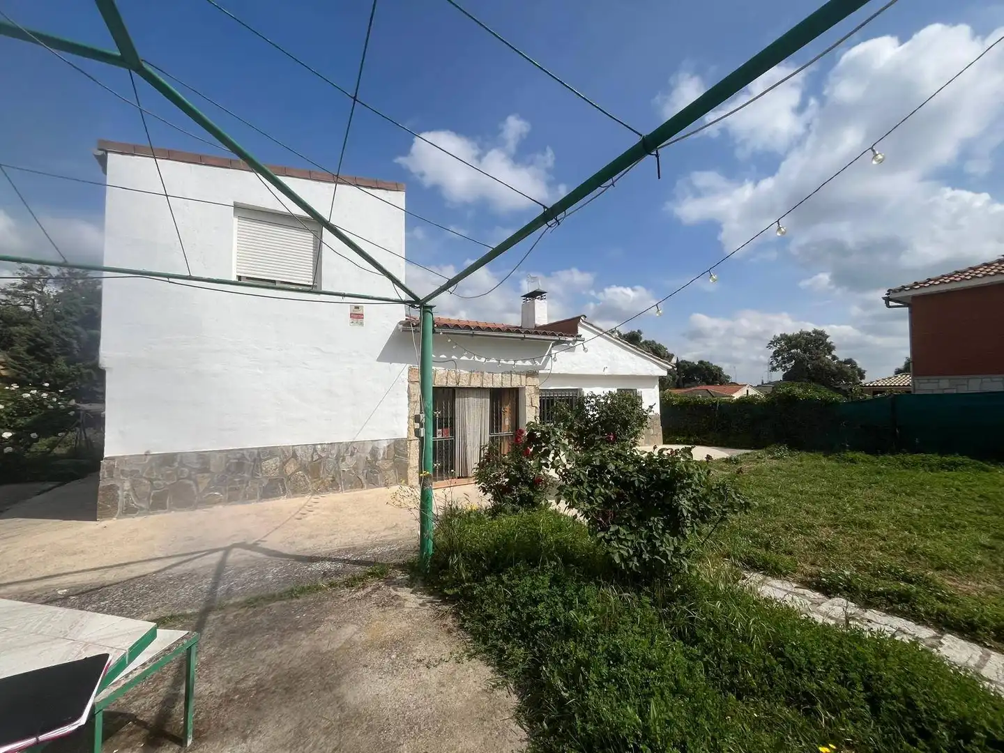Exterior view of Houses for sale in El Casar de Escalona  with Heating, Terrace and Alarm