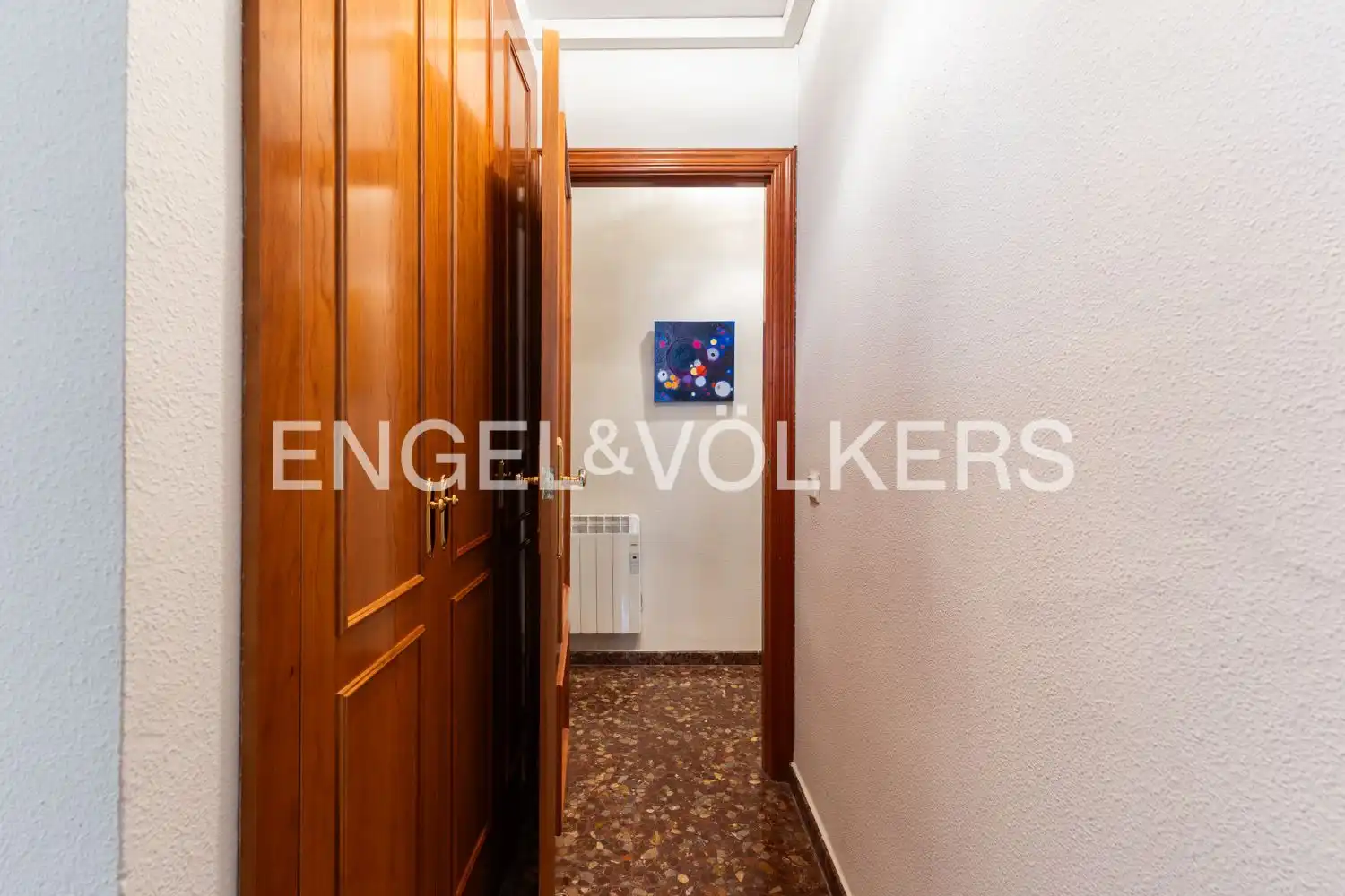 Flat for rent in Valencia  with Air Conditioner, Heating and Storage room