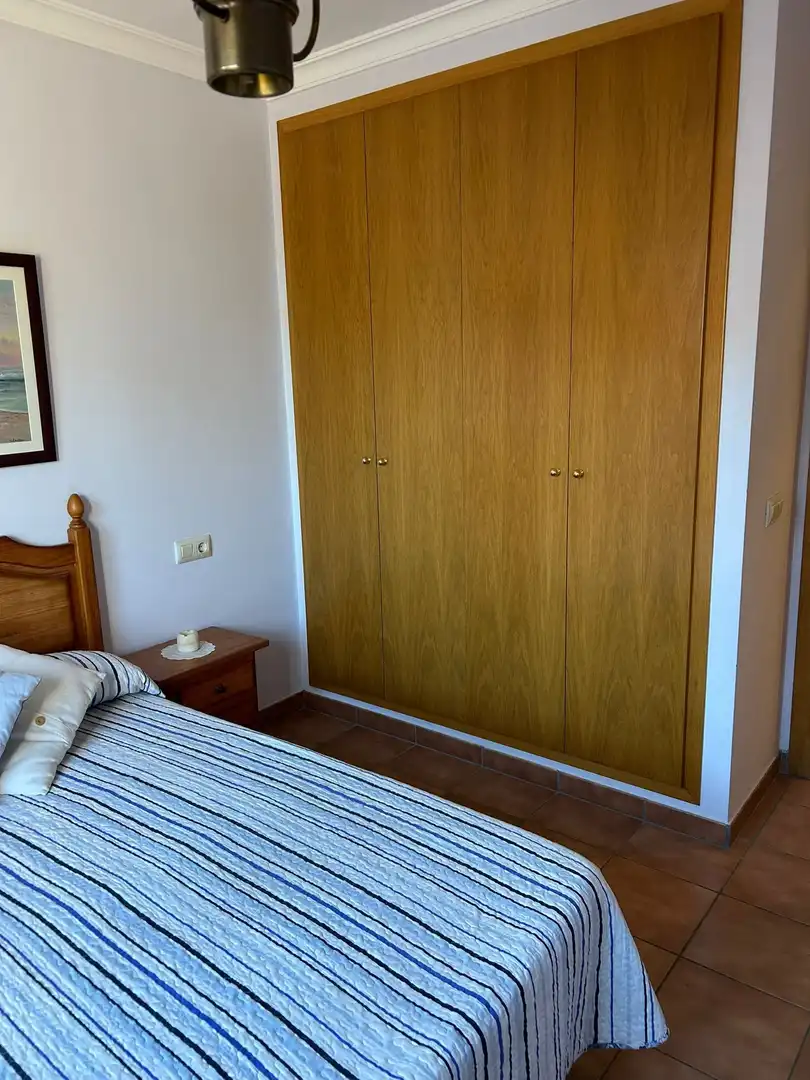 Habitación de Casa o chalet en venta en L'Escala con Calefacción, Terraza y Trastero