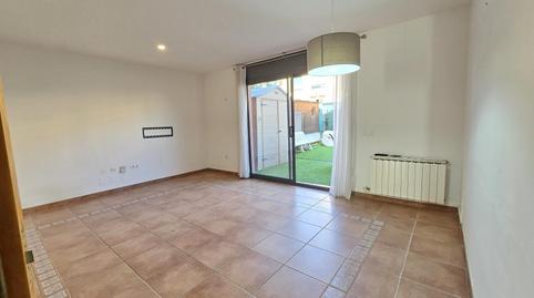 Foto 2 de Casa adosada en venda a Dels Traginers, Vall-llobrega, Girona