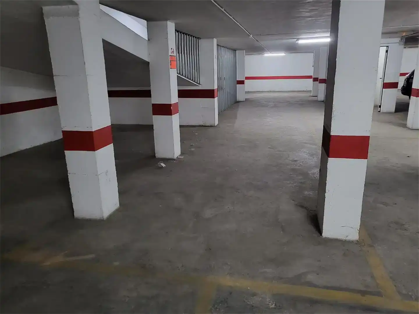 Parkplatz von Garage zum Verkauf in Carlet