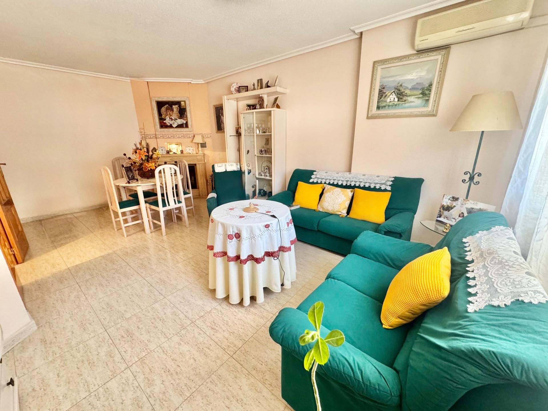 Sala d'estar de Dúplex en venda en Orihuela amb Aire condicionat, Calefacció i Terrassa