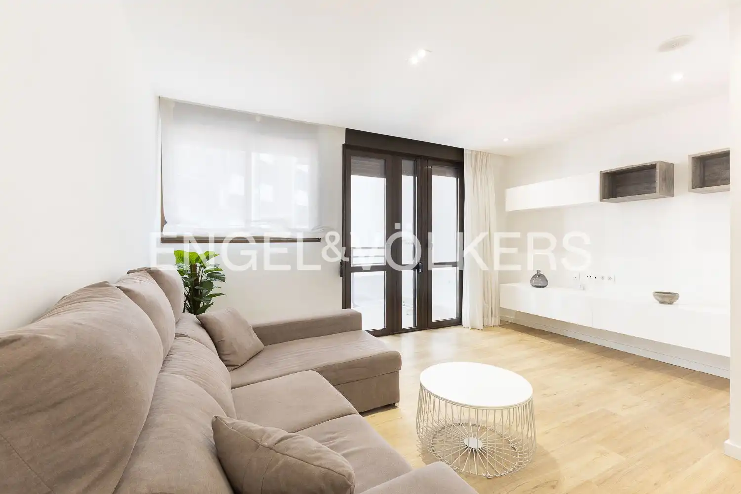 Living room of Flat for rent in Valencia  with Air Conditioner, Heating and Terrace