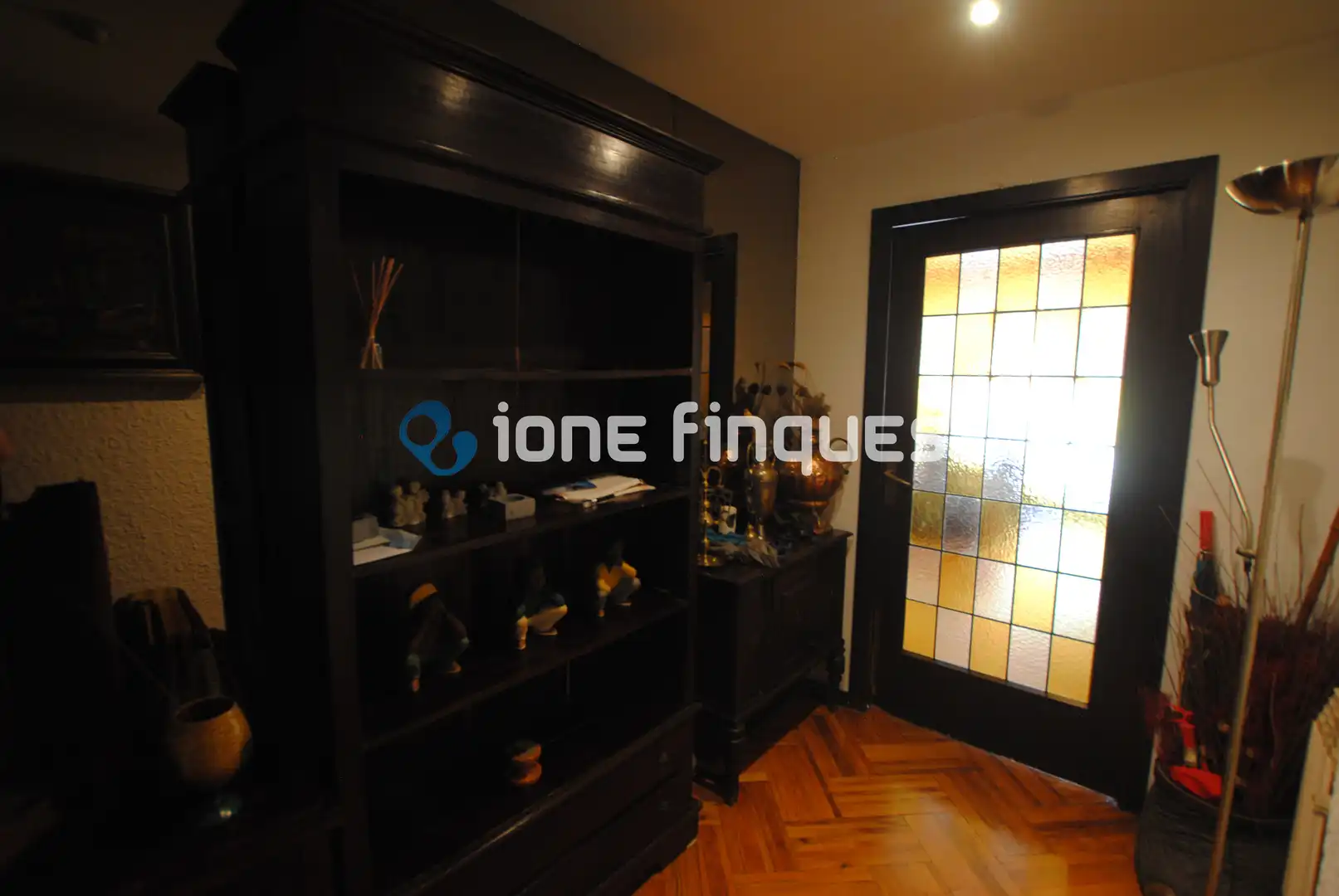 Wohnung zum Verkauf in Barcelona mit Heizung, Privatgarten und Abstellraum