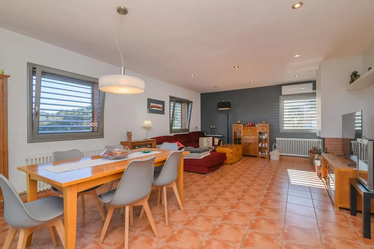Comedor de Casa o chalet en venta en Vallirana con Aire acondicionado y Balcón