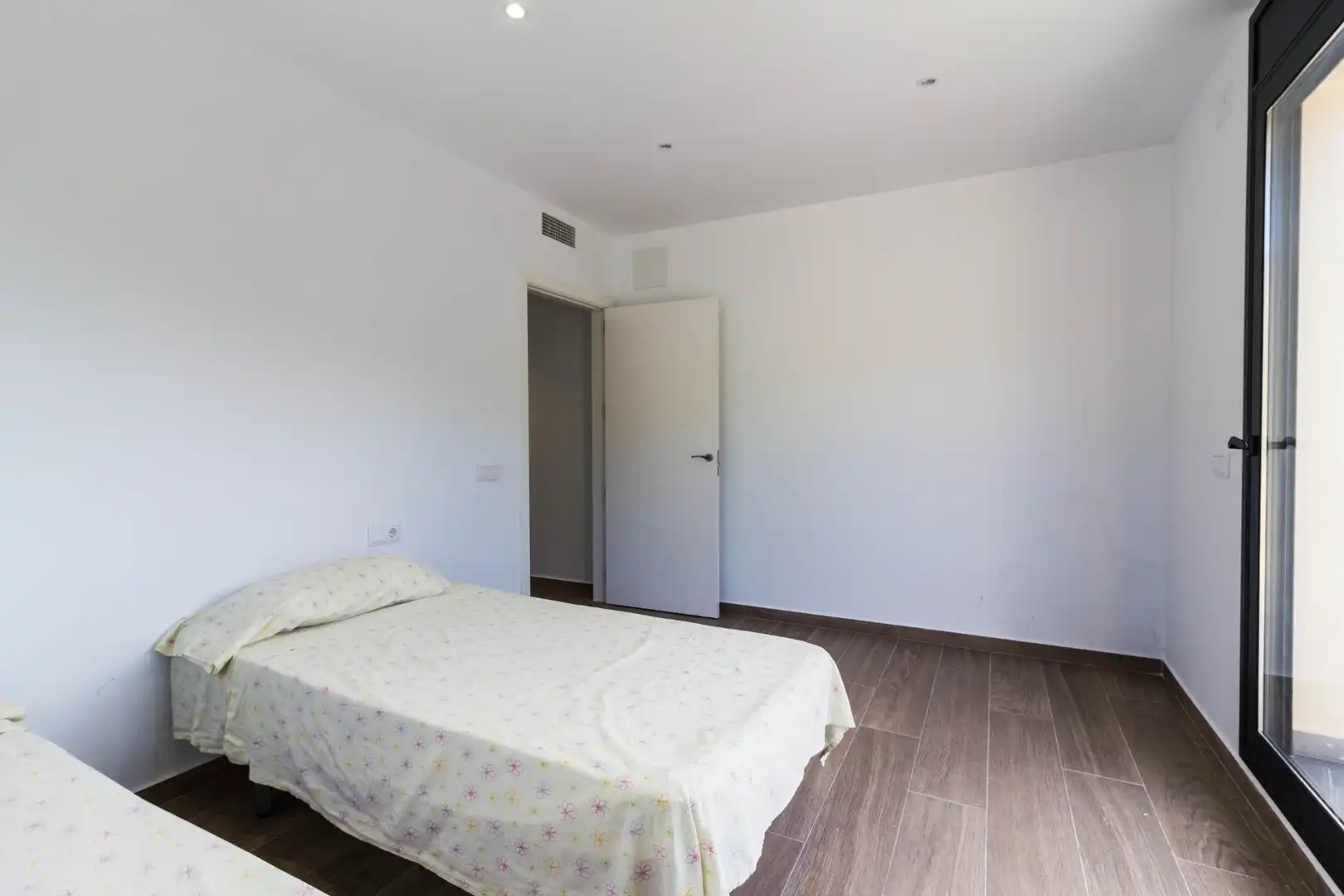 Habitación de Casa o chalet en venta en Alcover con Aire acondicionado, Calefacción y Jardín privado